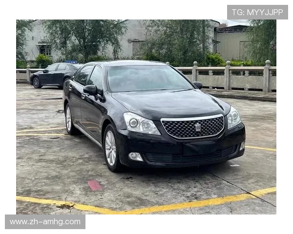 皇冠官方旗舰店新品上线，最新款式尽在这里尽情选购